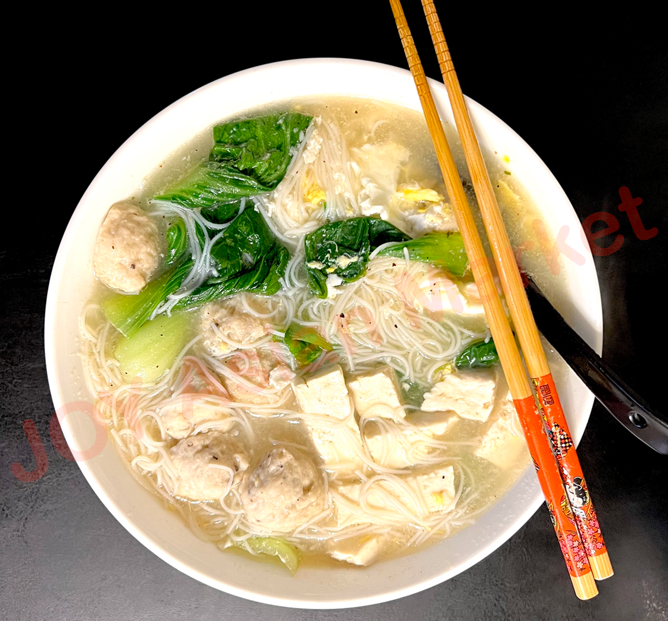 အသင့်စား ကြေးအိုးအရသာ Shin Shin Kyae-Oh Instant Rice Vermicelli Soup